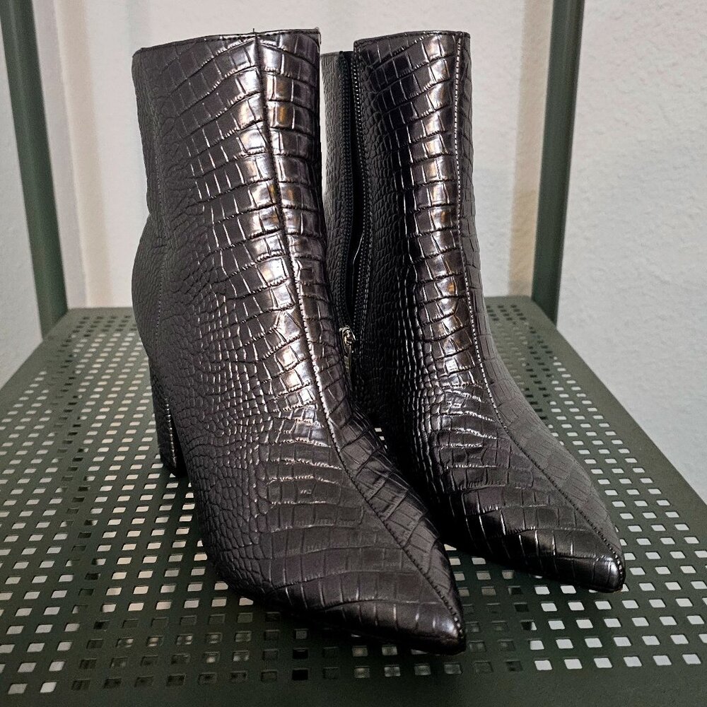 Marc Fisher Silver Croc Boots Size 5